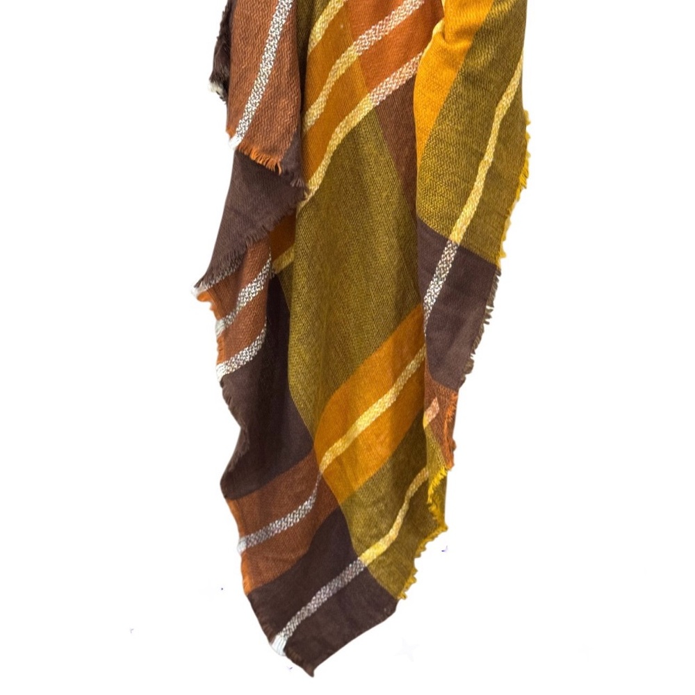 Oversized Plaid Blanket Scarf Shawl | Cozy & Stylish - Picture 4 of 15